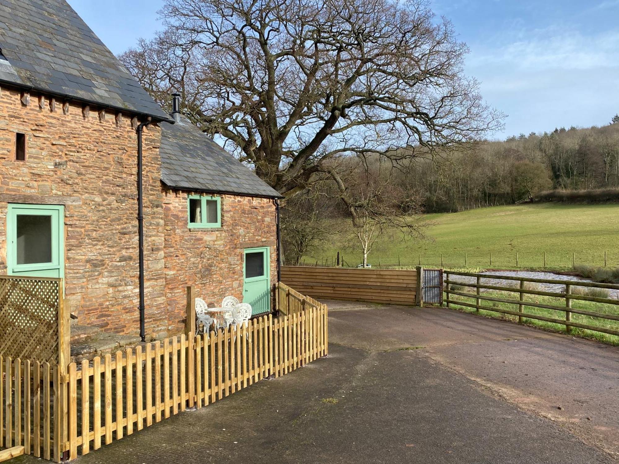 Oaklands Cottage On A Rural Farm Dingestow 外观 照片